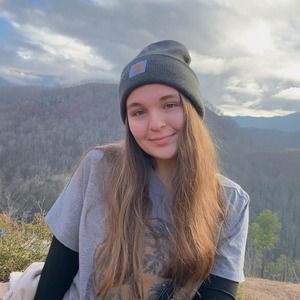 Meet your Posher, Zoe